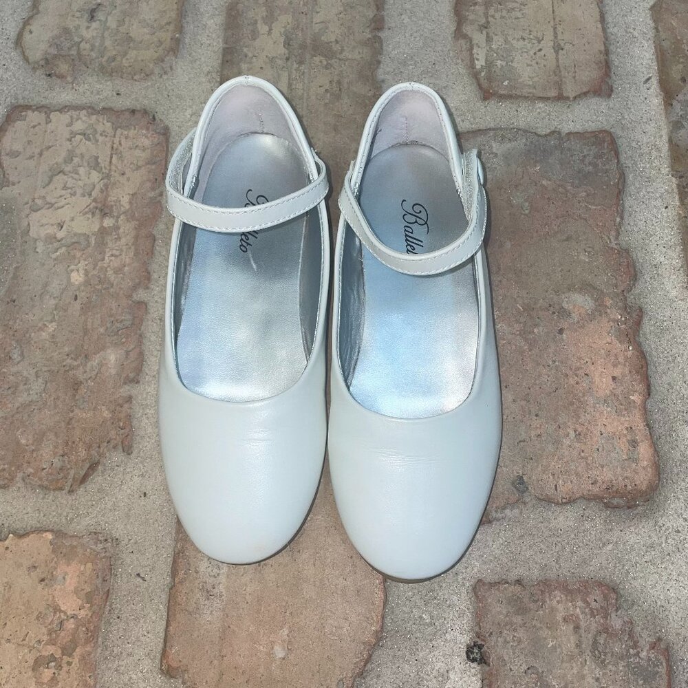 Balleto Girls White Flats